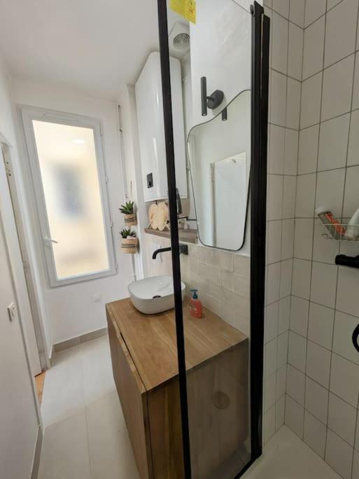 Studio Calme Et Ensoleille Entierement Renove Paris Dış mekan fotoğraf