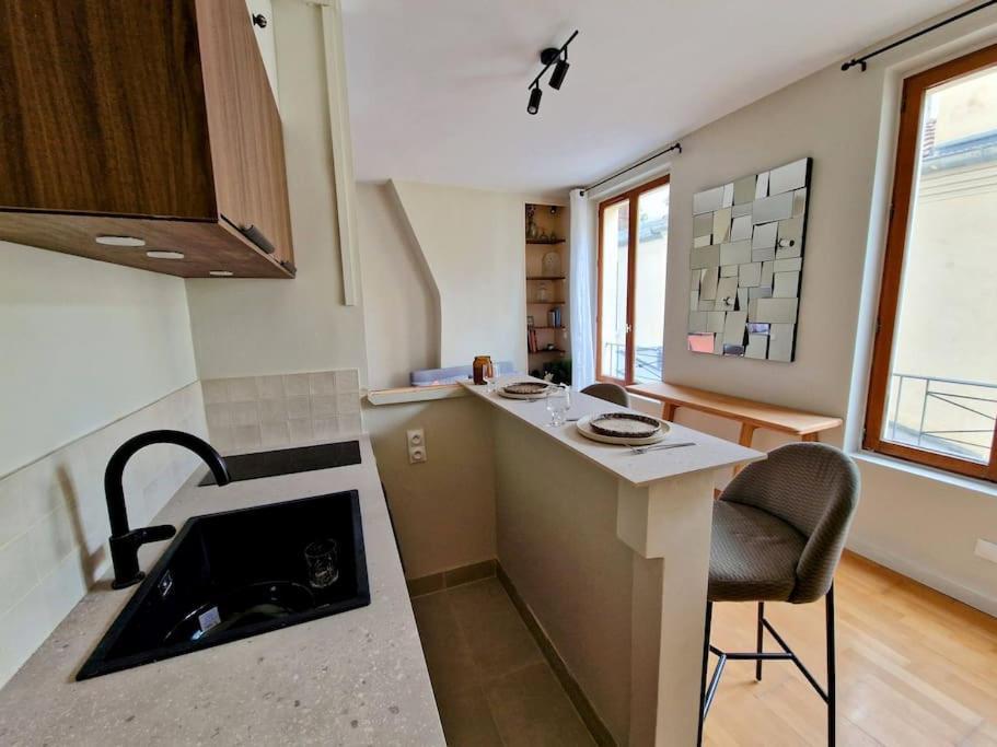Studio Calme Et Ensoleille Entierement Renove Paris Dış mekan fotoğraf
